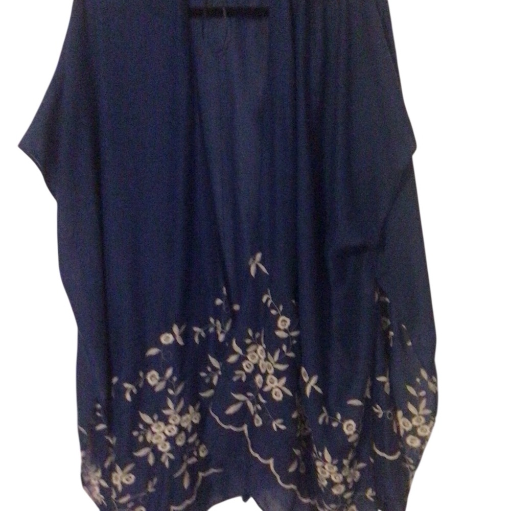 Chaps Blue Floral Kimono